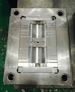Y300422儀器塑膠制品，深圳塑膠模具廠，注塑模具加工